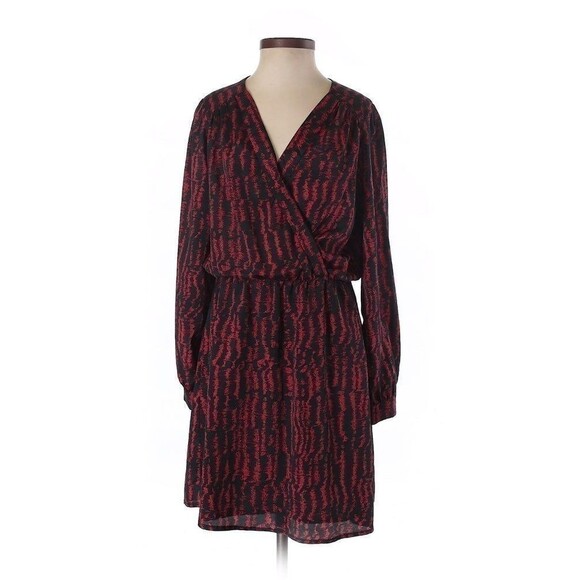 CC Pleated A-Line Fit Flare Red Maroon Long Sleeve V-Neck Dress Size XS - Picture 2 of 3